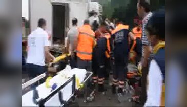 TIR'la kamyon çarpıştı:1 ölü, 2 yaralı