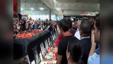 Terör kurbanları için havalimanında tören