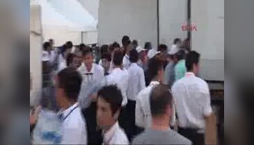 Sakarya'da törenin ardından garsonlar kavga etti