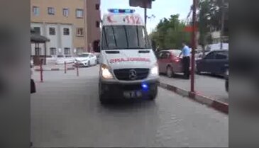 Otomobil uçuruma yuvarlandı: 2 ölü, 3 yaralı