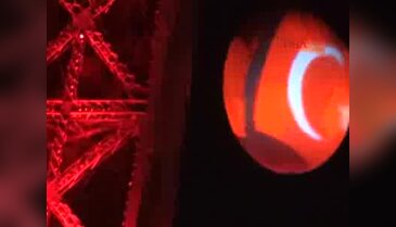 Eyfel Kulesi Türk Bayrağı'nın renklerine büründü