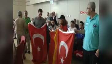 Almanya Erlangen Belediyesi Meclis Üyeleri'nden, hayatını kaybedenler için saygı duruşu