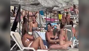Bodrum plajları her şeye rağmen rengarenk - 2