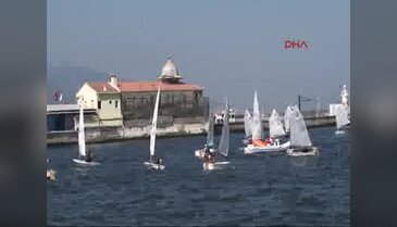 İzmir'de Kabotaj Bayramı'nda halat eğlencesi