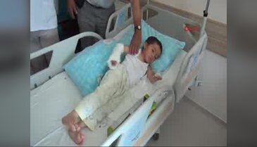 3 yaşındaki Hasan'ın kopan parmak damarları dikildi