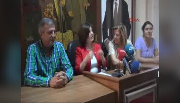 CHP'li kadınlar müftü ve imamın evlendirme yetkisini eleştirdi