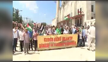 Dünya Kudüs günü yürüyüşünde ABD ve İsrail bayrakları yakıldı