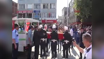 Sakarya şehidini uğurladı