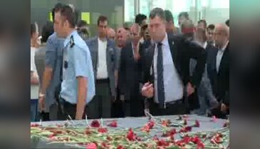 Cumhurbaşkanı Erdoğan, Atatürk Havalimanı'nda incelemelerde bulunuyor - 1
