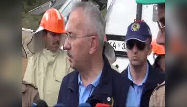 Helikopterli yangın söndürme tatbikatı