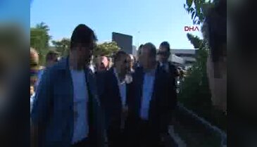 Erdoğan, Atatürk Havalimanı'ndaki taksi durağını ziyaret etti