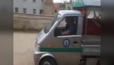 Otomobiliyle uçuruma yuvarlanan polis memuru hayatını kaybetti