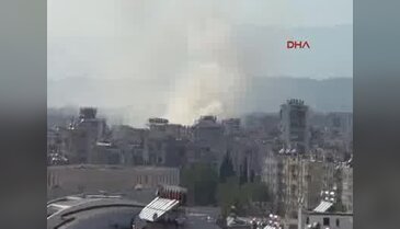 Antalya'da eski sanayide çıkan yangın korkuttu - 1