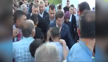 Davutoğlu'na hemşeri izdihamı