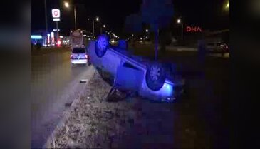 Sivas'ta 2 ayrı trafik kazasında 6 kişi yaralandı
