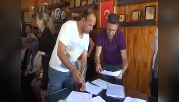 Kemer Belediye Başkanı Mustafa Gül MHP'den istifa etti