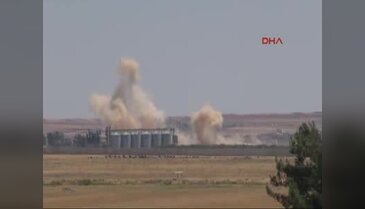 Sınırda IŞİD ile muhalifler arasında çatışmalar sürüyor