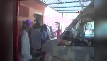 Birecik'te ambulans şoförü dövüldü