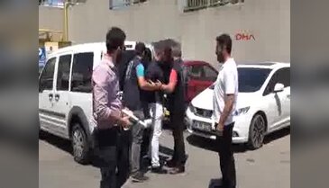 Milli kürekçiyi bıçaklayan maganda yakalandı