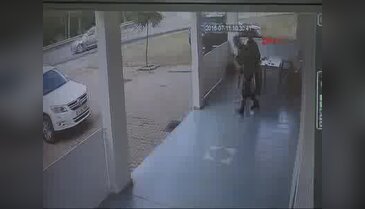 Hatalı sollama yapan ticari araç minibüsle çarpıştı: 1 ölü, 2 yaralı