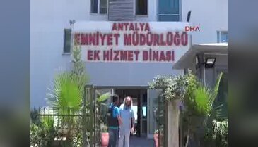 Pul koleksiyonu çalan hırsızlar yakalandı
