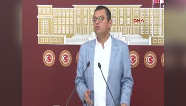 CHP'li Özgür Özel Meclis'te düzenlediği basın toplantısında konuştu - 3