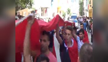 Bursa şehidine ağlıyor!