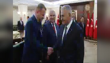 Başbakan Yıldırım, bakan yardımcılarıyla görüştü