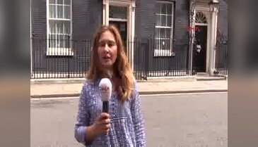 Cameron istifasını verdi, yeni İngiltere Başbakanı May görevde