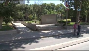 Gezi Parkında şüpheli paket: Metro kapatıldı