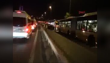 Boğaziçi ve FSM köprüleri trafiğe kapatıldı