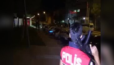 Karaman'da  halk darbe girişimine karşı meydanlarda toplandı