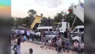 Şanlıurfa'da darbe tepkisi sürüyor
