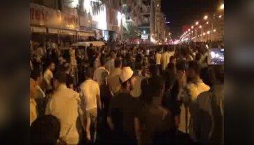 Diyarbakır Doğu ve Güneydoğu'da halk sokağa döküldü