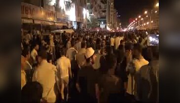Diyarbakır'da darbe girişimi protesto edildi