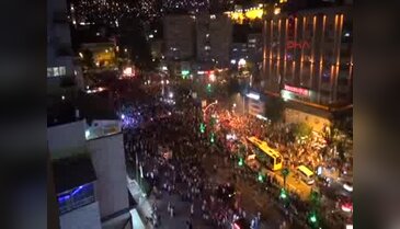 Bursa'da darbe girişimi protestosu