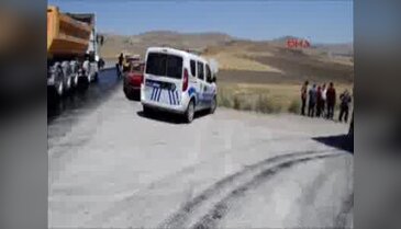 Otomobil şarampole uçtu, aynı aileden 4'ü çocuk 6 yaralı