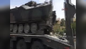 Sabiha Gökçen Havalimanı'ndaki tanklar birliklerine götürüldü