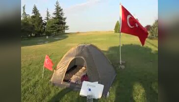 Atatürk Havalimanı girişinde çadırlı nöbet