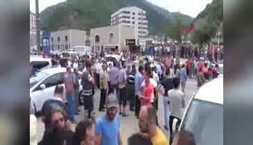 Trabzon ilçede silah sesleri duyuldu