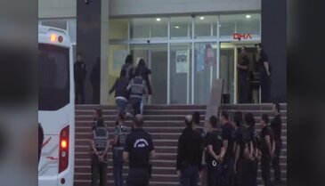 Kars'ta 10'u karı-koca, 11 hakim-savcı tutuklandı