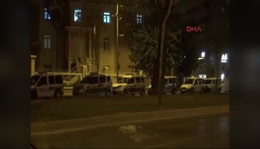İzmir'de avukatlara operasyon