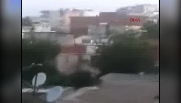 Diyarbakır'da PKK'nın 'hücre evine' operasyon: 3 polis şehit - 2