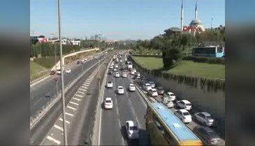 Boğaziçi Köprüsü'nde intihar girişimi - 1