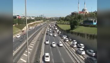 Boğaziçi Köprüsü'nde intihar girişimi - 2