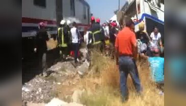Manisa'da tren minibüsü biçti: 6 ölü