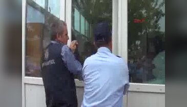 Cemaat okulunda rütbesi sökülmüş 15 askeri üniforma çıktı