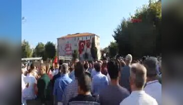 Tavşanlı'da 25 koç, şükür kurbanı olarak kesildi