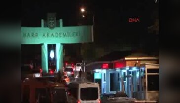 Harp akademileri lojmanlarına yüzlerce araçla operasyon yapıldı