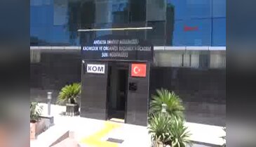 Kapatılan dernekteki eşyaları götürmeye çalışan 2 kişi gözaltında